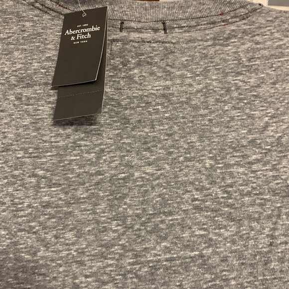 Vintage Abercrombie & Fitch Muscle Fit Embroidered Logo Tee. - Picture 6 of 9
